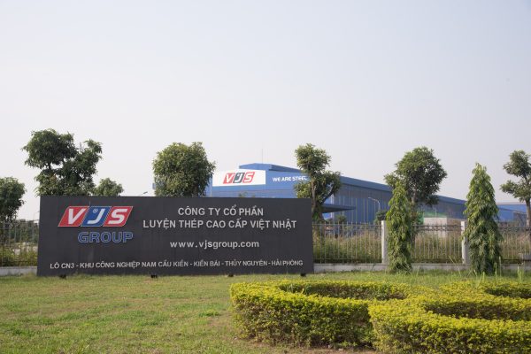 Nhà máy thép Việt Nhật