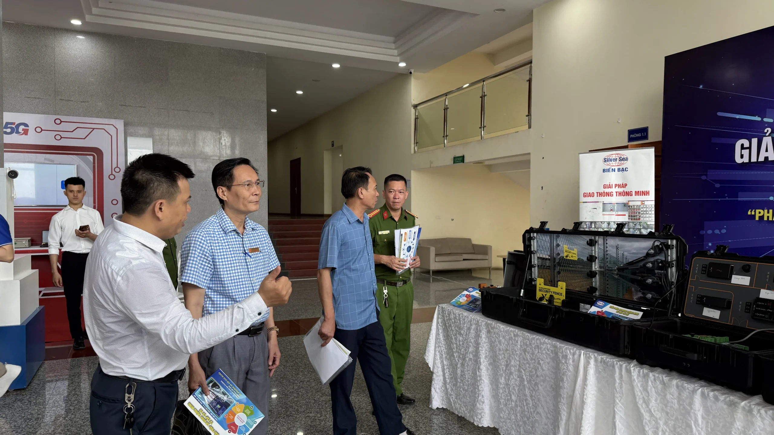 BIỂN BẠC GIỚI THIỆU GIẢI PHÁP AN NINH THÔNG MINH TẠI HỘI THẢO KHOA HỌC CÔNG NGHỆ TỈNH HƯNG YÊN