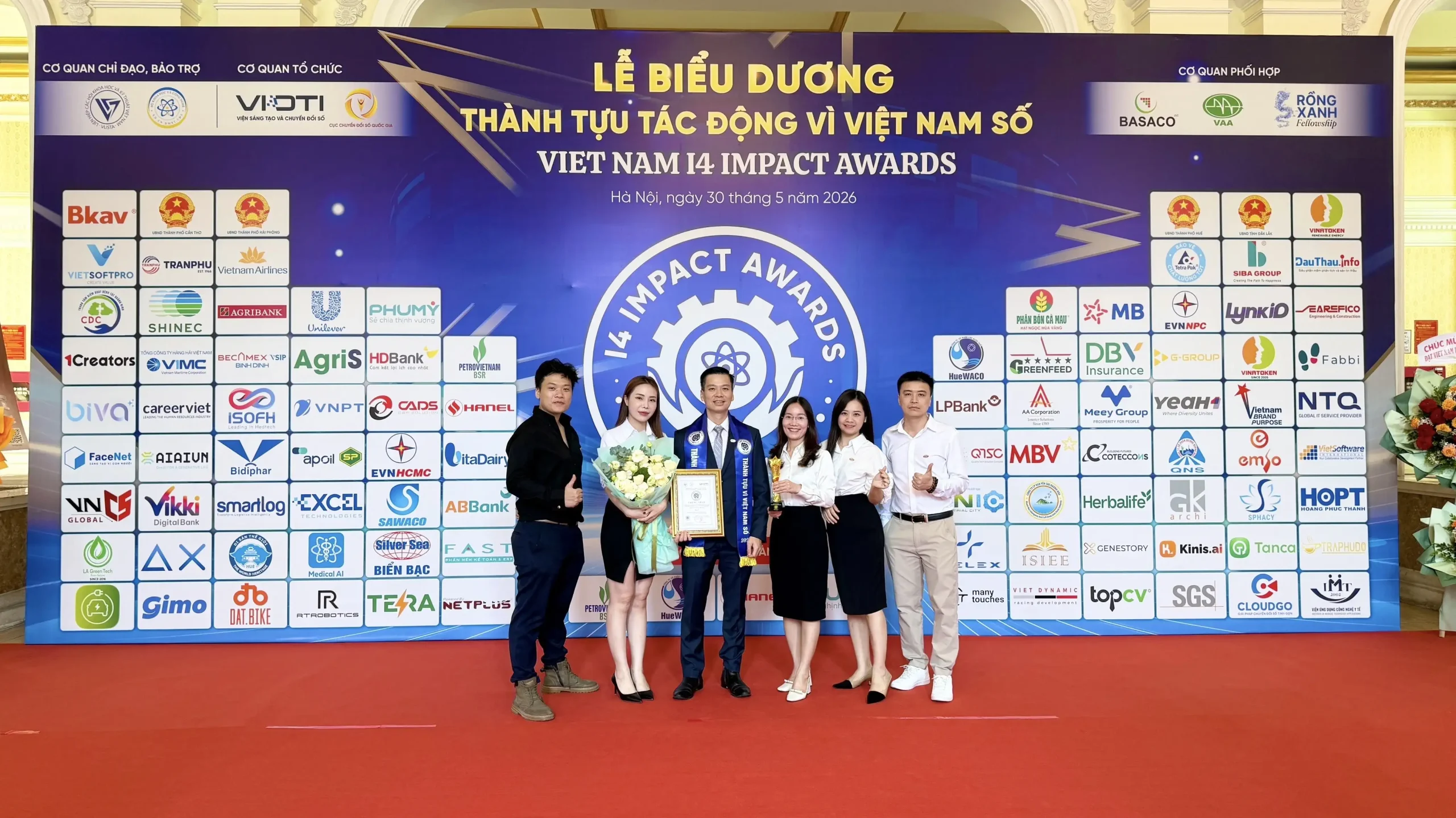 HỆ SINH THÁI PHẦN MỀM VIEWPRO CỦA BIỂN BẠC VINH DỰ NHẬN GIẢI THƯỞNG “THÀNH TỰU TÁC ĐỘNG VÌ VIỆT NAM SỐ” NĂM 2026