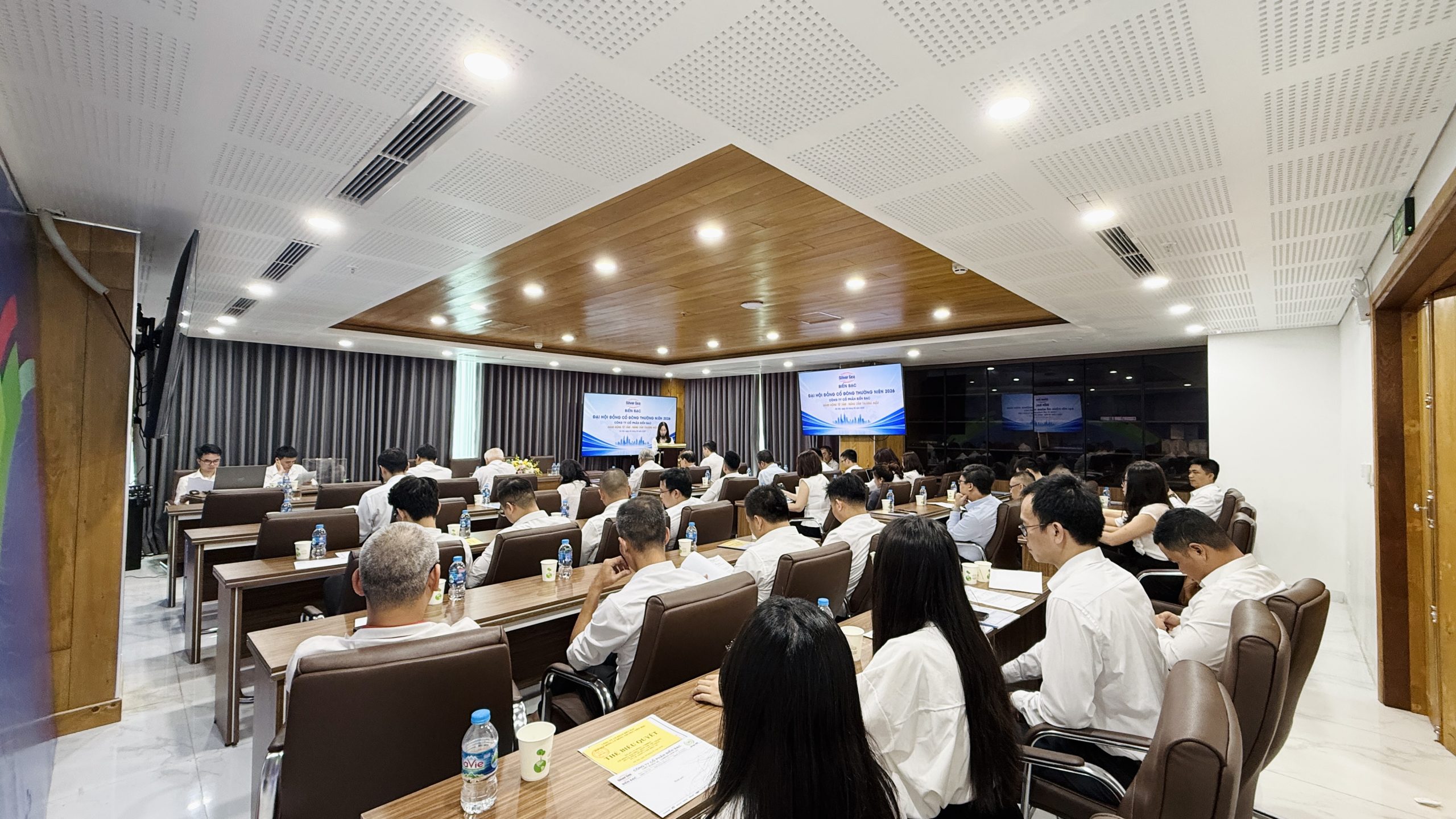 CÔNG TY CP BIỂN BẠC TỔ CHỨC THÀNH CÔNG ĐẠI HỘI ĐỒNG CỔ ĐÔNG THƯỜNG NIÊN 2026
